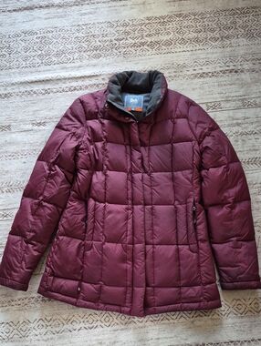 Women's Quilted Puffer Jacket - Plum